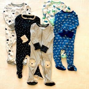 Cloud Island 6-9 month long sleeve zip up sleep N’ play